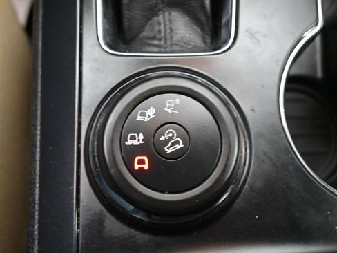 Used 2017 Ford Explorer 4WD image 26