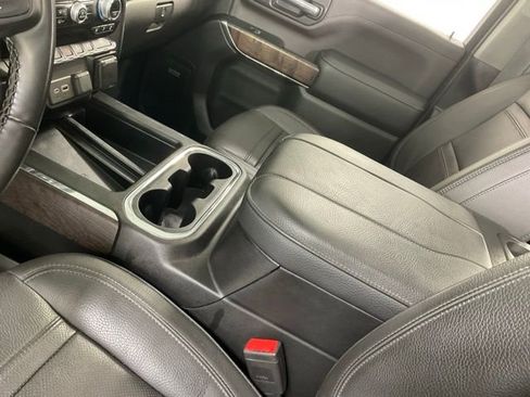 Used 2023 GMC Sierra 2500 Denali w/ Denali Ultimate Package image 16