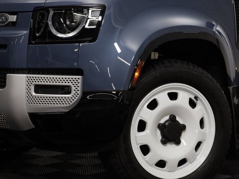 New 2025 Land Rover Defender 110 S image 3