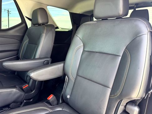 Used 2021 Chevrolet Traverse Premier w/ Redline Edition image 18