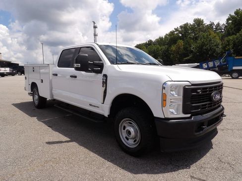 Used 2024 Ford F250 XL AWD/4WD image 10