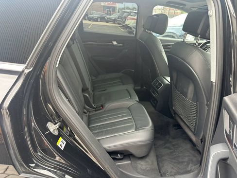 Used 2019 Audi Q5 2.0T Premium Plus w/ Premium Plus Package AWD/4WD image 17