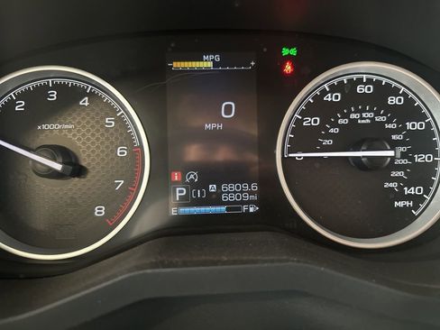 Used 2024 Subaru Forester Premium image 11