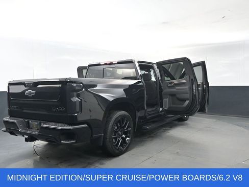 Used 2025 Chevrolet Silverado 1500 High Country w/ Midnight Edition image 29