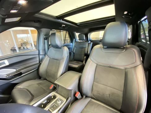 Used 2023 Ford Explorer ST w/ Equipment Group 401A AWD/4WD image 13