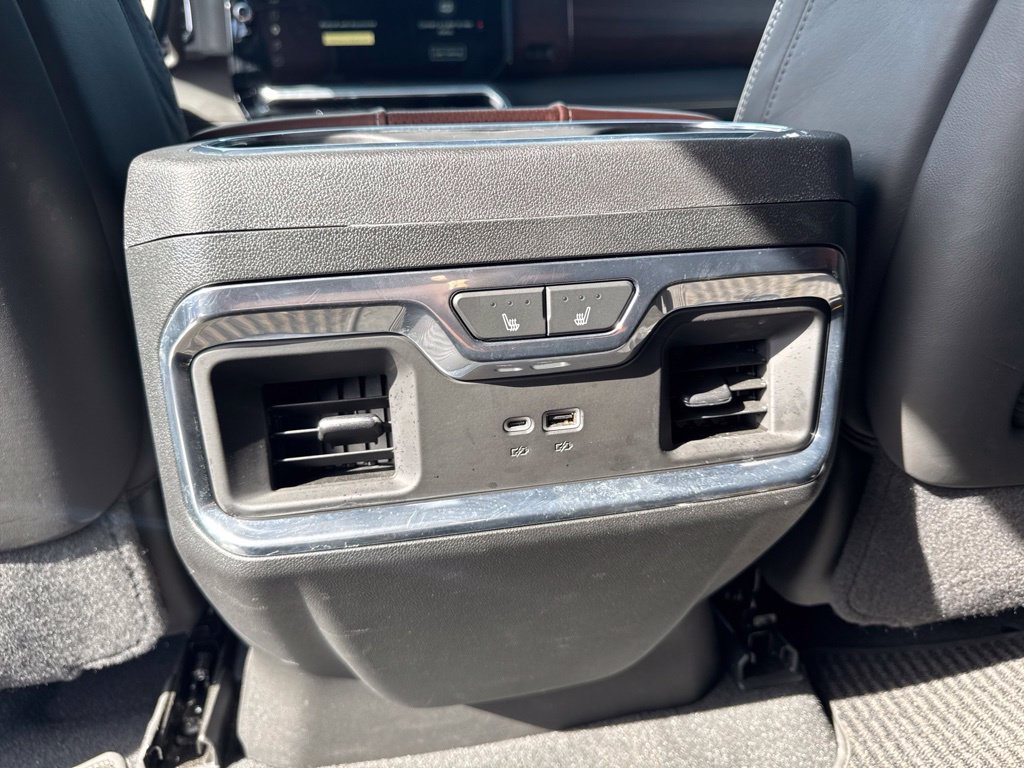 Used 2025 GMC Sierra 2500 Denali Ultimate w/ Max Trailering Package AWD/4WD image 19