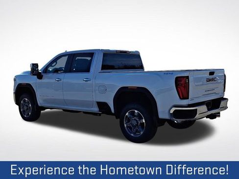 New 2026 GMC Sierra 2500 SLT AWD/4WD image 4
