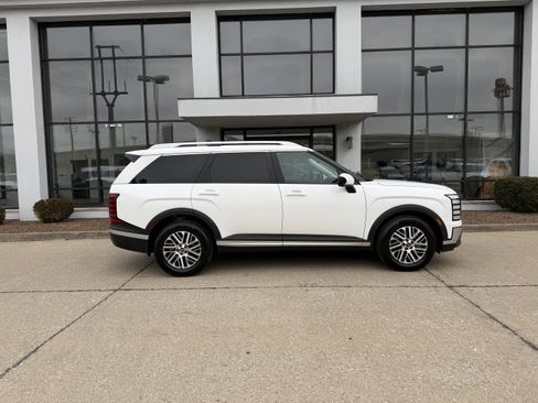 New 2026 Hyundai Palisade SEL image 3