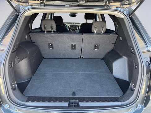 Used 2019 Chevrolet Equinox LS FWD image 25