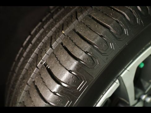 Used 2020 GMC Acadia Denali w/ Technology Package image 23