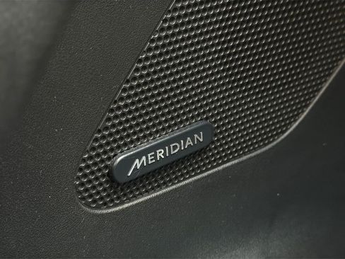 Used 2020 Jaguar F-PACE Prestige image 27