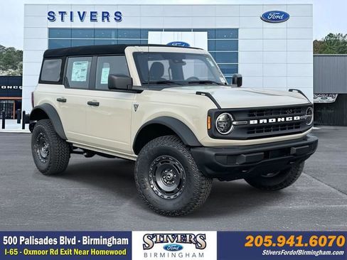 New 2025 Ford Bronco 4-Door w/ Sasquatch Package AWD/4WD image 1