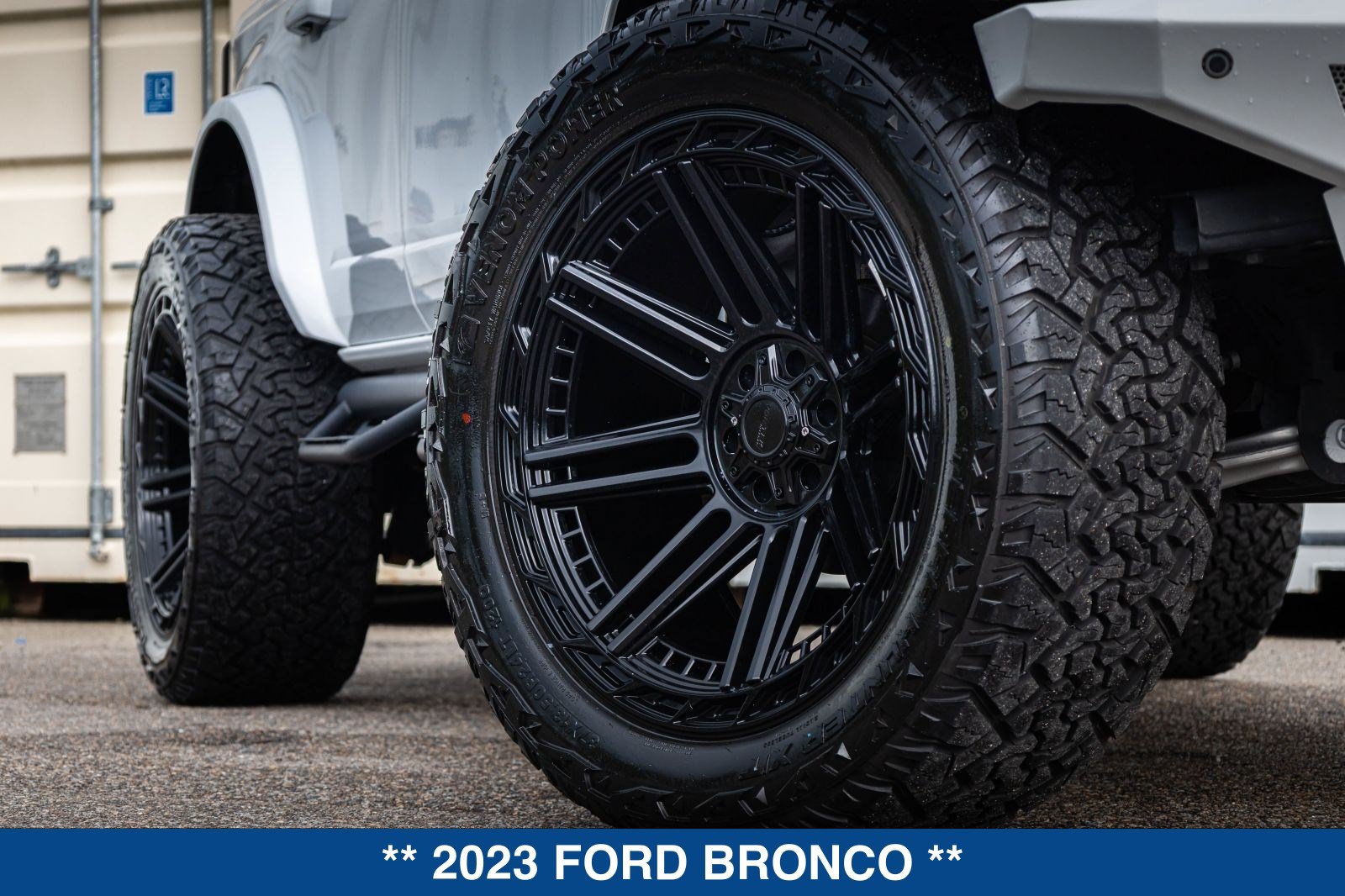 Used 2023 Ford Bronco Badlands AWD/4WD image 21