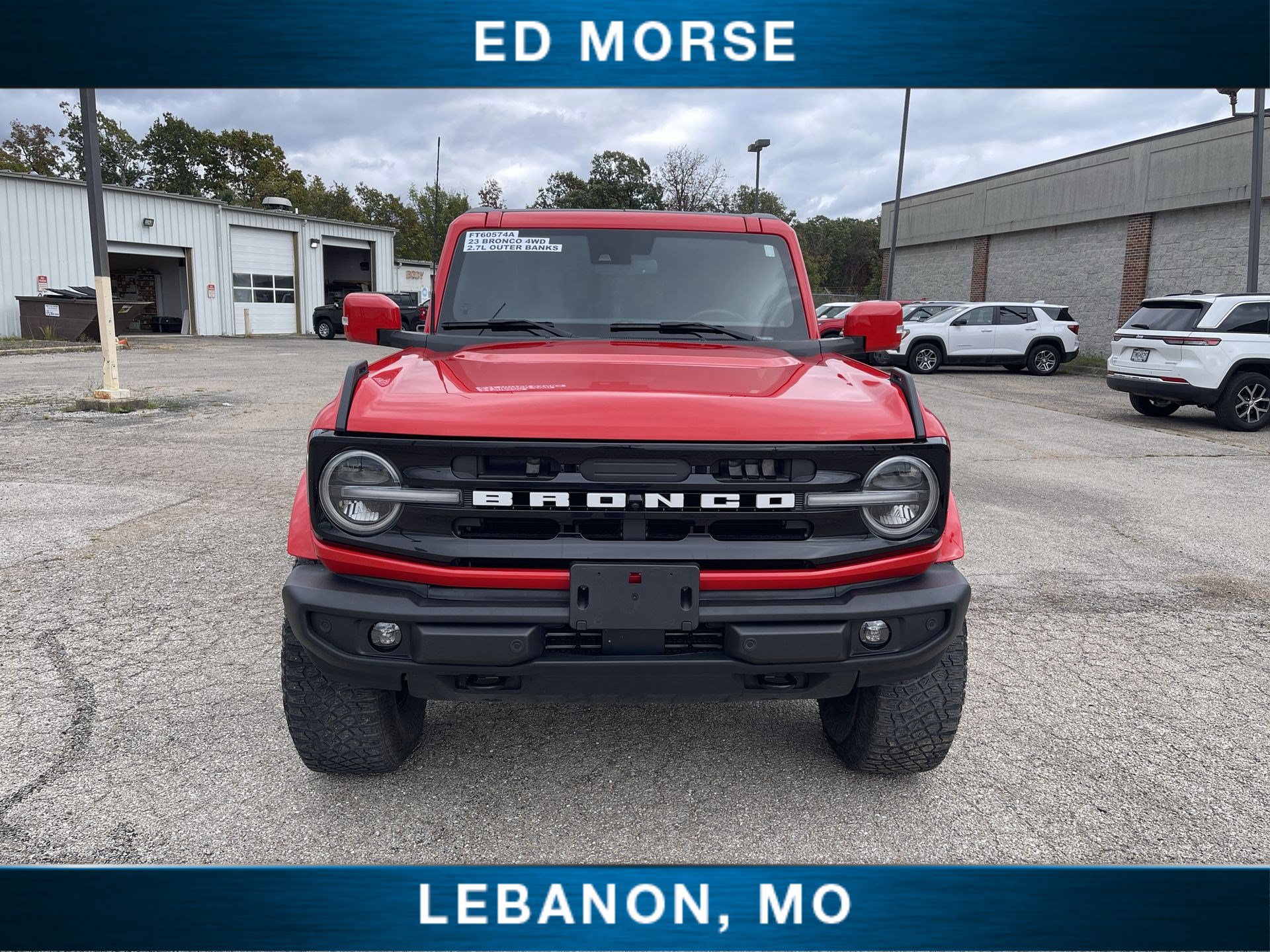 Used 2023 Ford Bronco Outer Banks AWD/4WD image 3