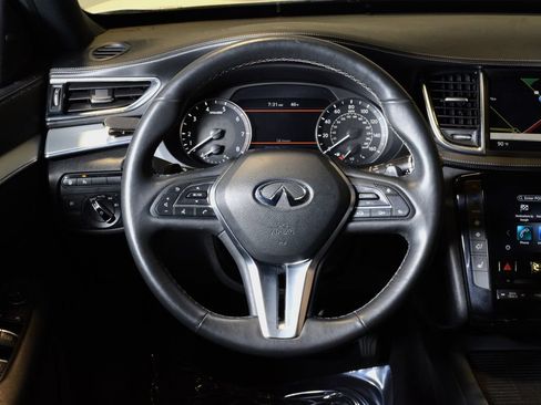 Used 2020 INFINITI QX50 Essential w/ Edition 30 Package AWD/4WD image 15