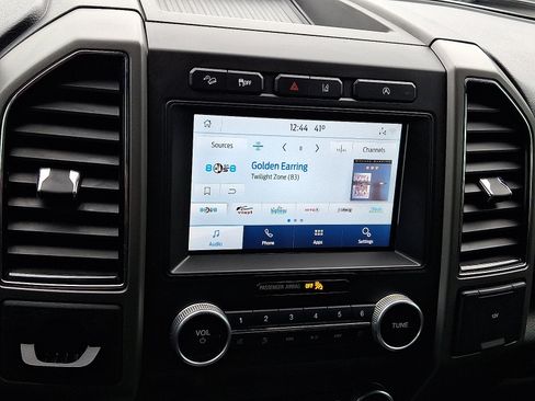 Used 2021 Ford Expedition XLT image 28