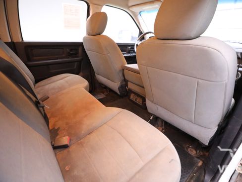 Used 2015 RAM 2500 Tradesman w/ Chrome Appearance Group image 12