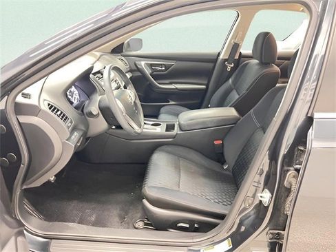Used 2017 Nissan Altima 2.5 S w/ Power Driver Seat Package image 12