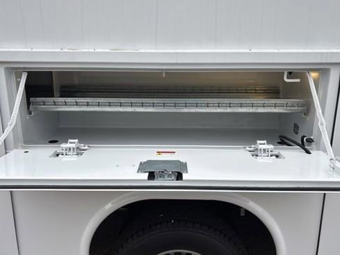 New 2025 Chevrolet Express 3500 w/ Power Convenience Package image 22