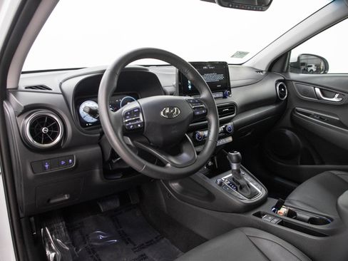 Used 2023 Hyundai Kona Limited AWD/4WD image 23