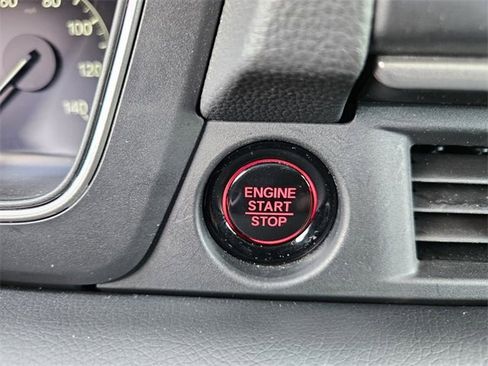 Used 2023 Honda Pilot Touring image 28