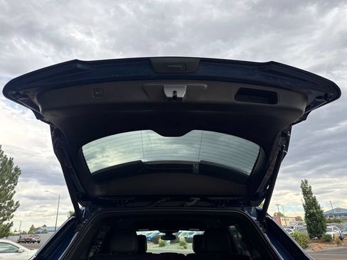 Used 2023 Chevrolet Blazer Premier AWD/4WD image 37