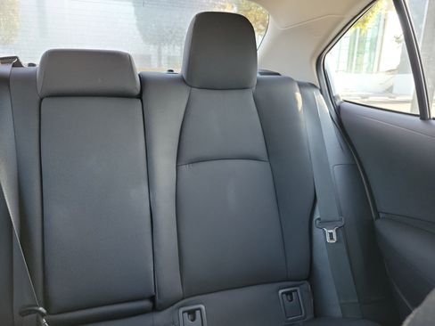 Used 2025 Toyota Corolla LE FWD image 22