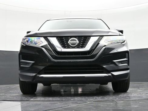 Used 2020 Nissan Rogue S FWD image 27