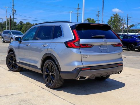 Used 2025 Honda CR-V Sport Touring image 2