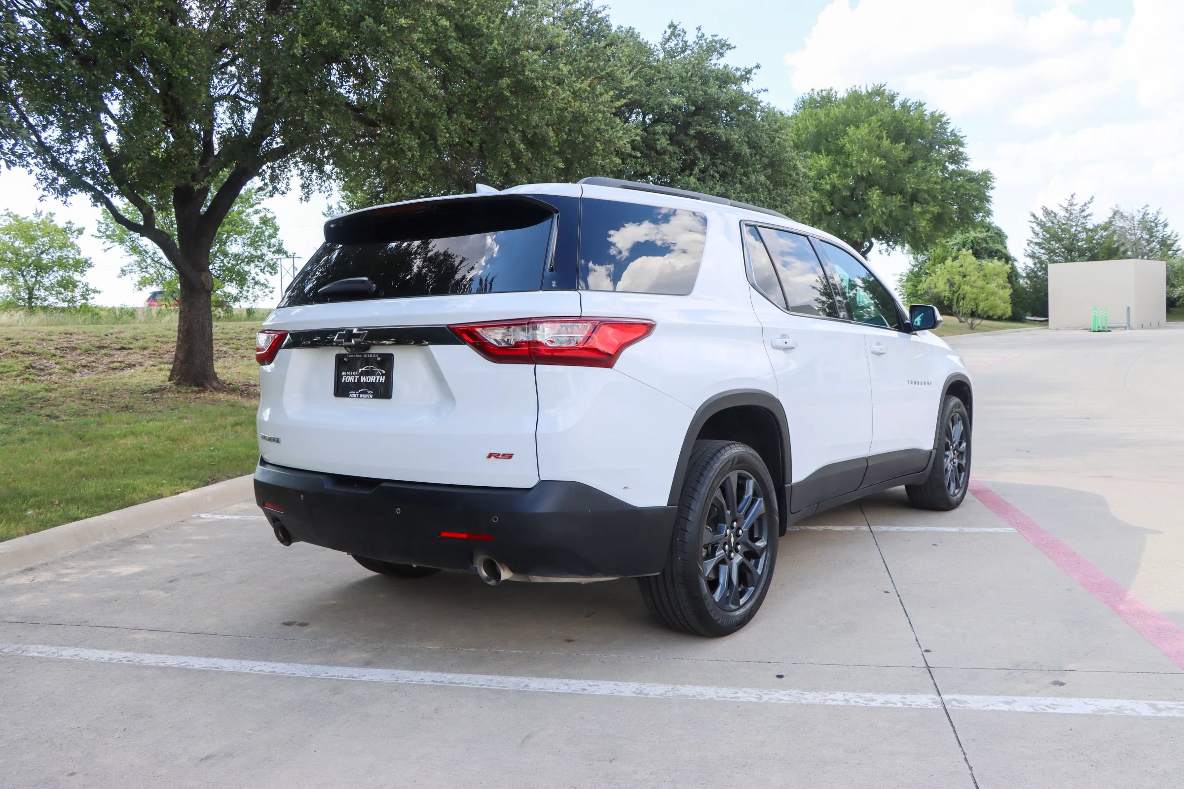 Used 2020 Chevrolet Traverse RS w/ LPO, Floor Liner Package FWD image 7