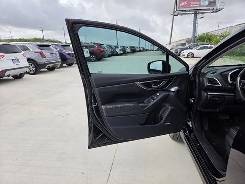 Used 2018 Subaru Crosstrek 2.0i Limited AWD/4WD image 11