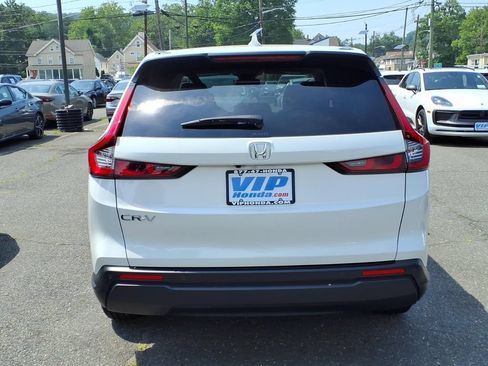 Used 2024 Honda CR-V EX-L image 5