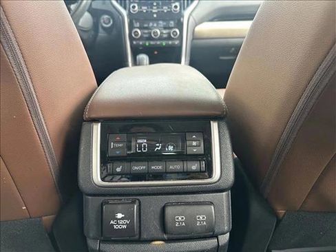 Used 2022 Subaru Ascent Touring image 28
