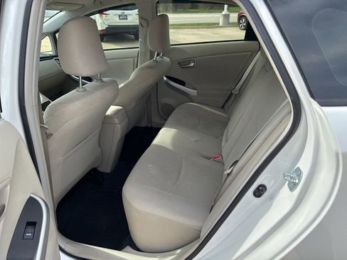 Used 2015 Toyota Prius Two image 14