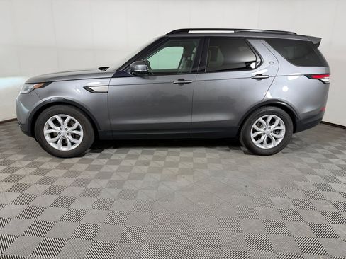 Used 2017 Land Rover Discovery SE AWD/4WD image 2