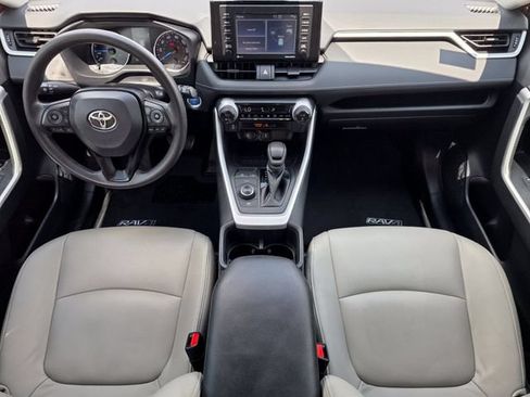 Used 2022 Toyota RAV4 XLE w/ Convenience Package AWD/4WD image 24