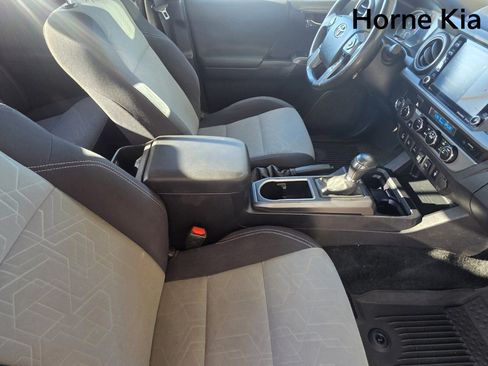 Used 2023 Toyota Tacoma TRD Sport image 29