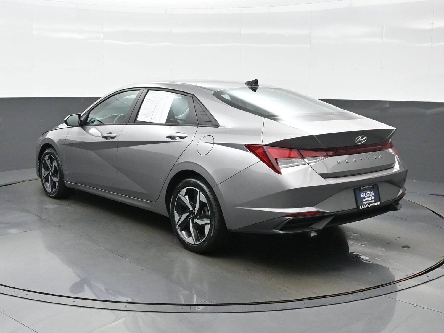 Certified 2023 Hyundai Elantra SEL w/ Convenience Package FWD image 4
