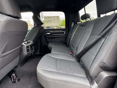 New 2026 RAM 2500 Big Horn AWD/4WD image 14
