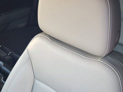 Used 2022 Chevrolet Tahoe Z71 w/ Luxury Package image 19