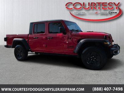 Used 2023 Jeep Gladiator Sport w/ Trailer Tow Package