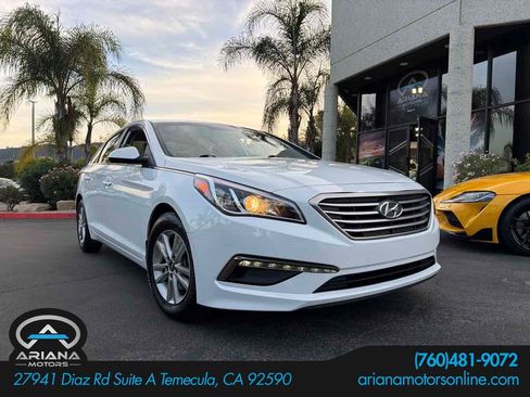 Used 2015 Hyundai Sonata SE image 1