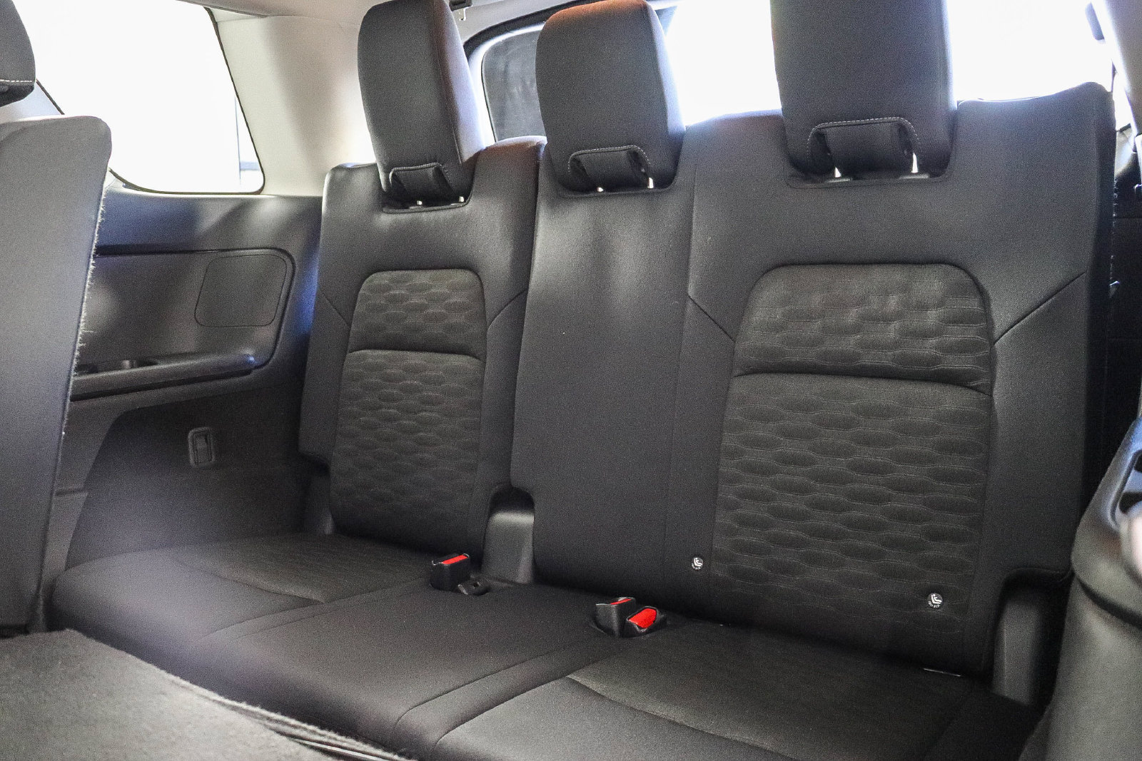 Used 2024 Nissan Pathfinder SV FWD image 20