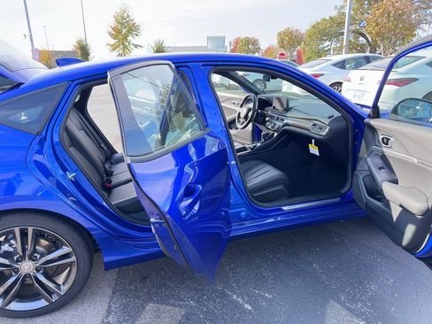 New 2025 Acura Integra A-Spec image 10