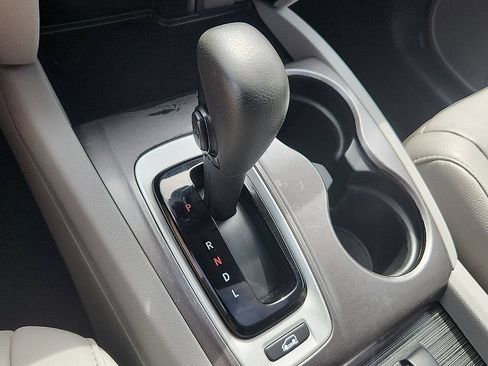 Used 2016 Honda Pilot EX-L image 11