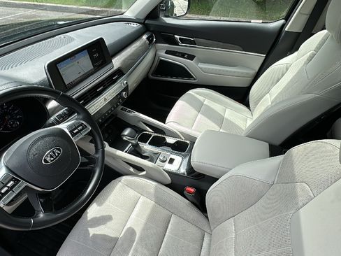 Used 2021 Kia Telluride EX w/ EX Premium Package FWD image 21