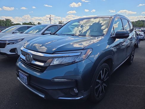Used 2020 Honda Pilot Touring image 3