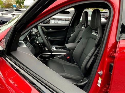 New 2026 Jaguar F-PACE R-Dynamic S AWD/4WD image 4