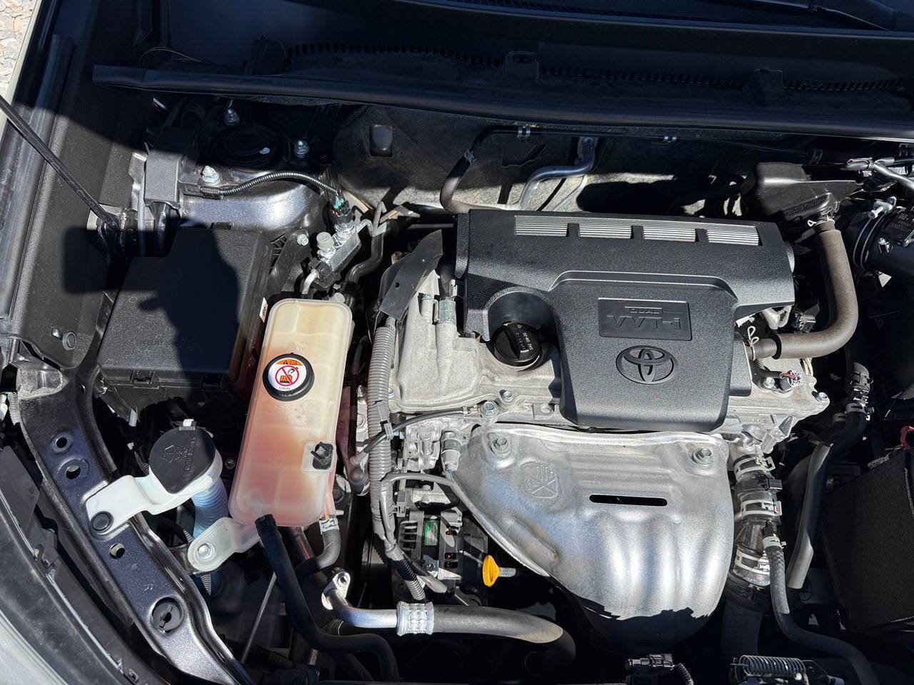 Used 2018 Toyota RAV4 XLE w/ Plus Extra Value Package AWD/4WD image 14