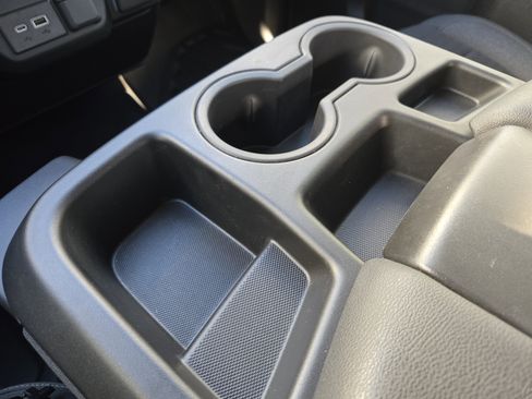 Used 2024 GMC Sierra 2500 Pro w/ Convenience Package image 23